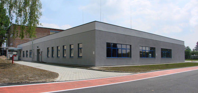 Laboratorium farb wodnych i rozpuszczalników dla ICI Paints w Pilawie